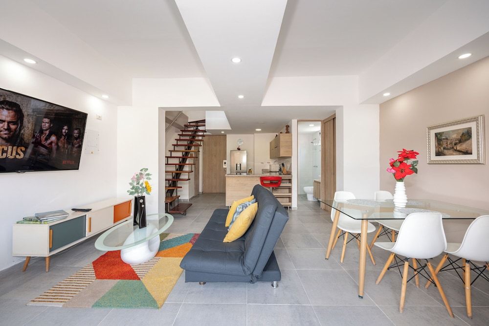 Borbon Suites Superior Duplex, Balcony, City View 18