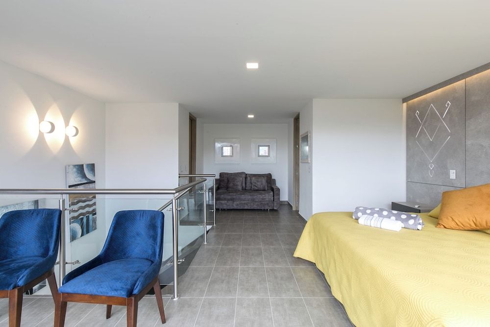 Borbon Suites Duplex, City View 8