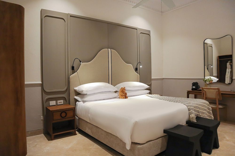 Premium Room, 1 King Bed