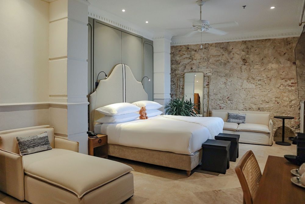 Junior Suite, 1 King Bed
