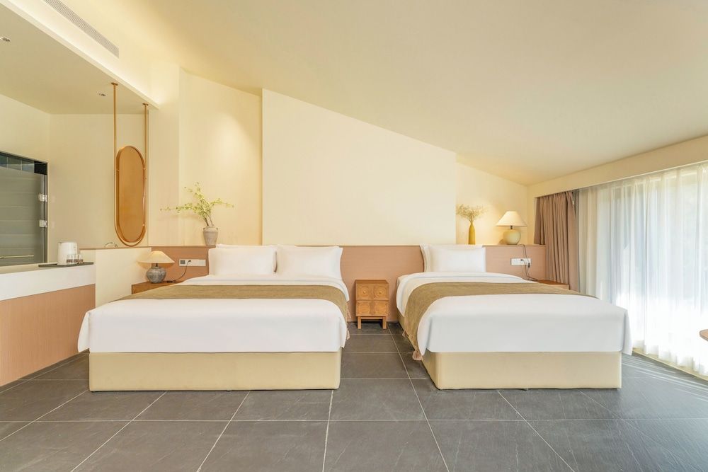 Superior Twin Room, Garden View