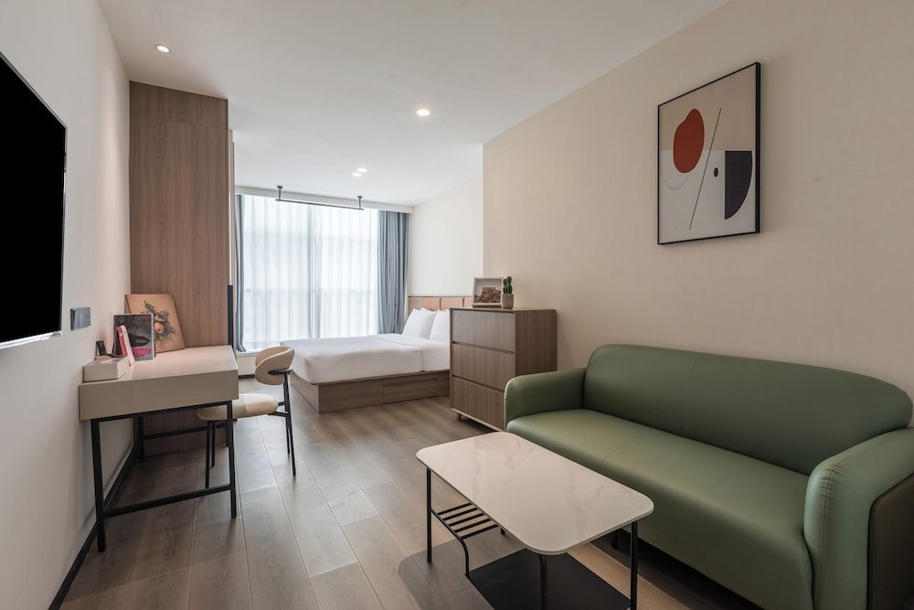 Comfort Single Room, City View