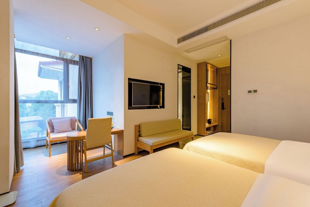 Xi He Yuan Standard Double or Twin Room, Mountain View 4