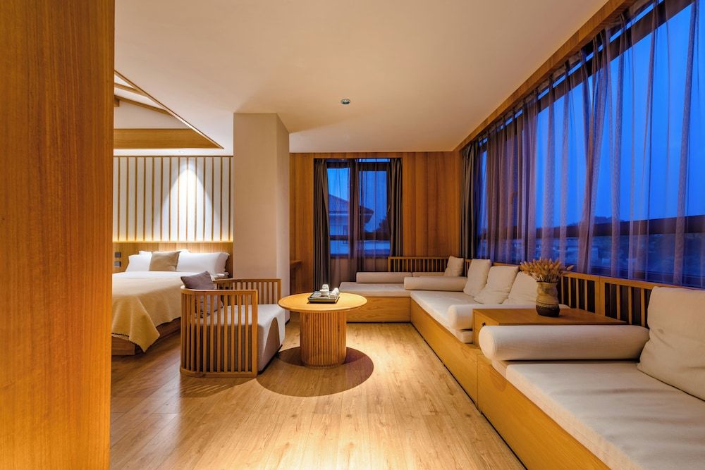 Xi He Yuan Family Room, Mountain View 4