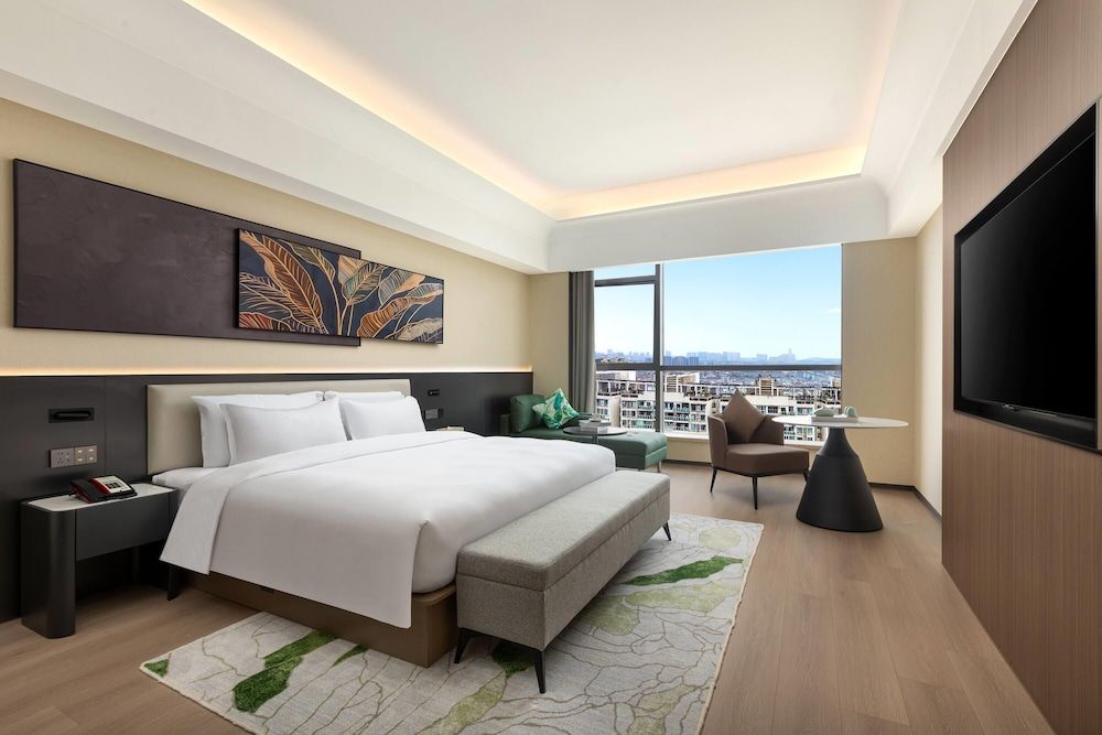 Superior Room, 1 King Bed