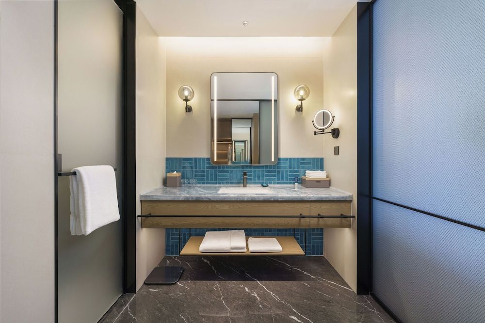 Four Points By Sheraton Dalian Donggang City Room, 1 King Bed, City View 5