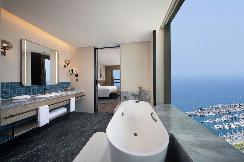 Four Points By Sheraton Dalian Donggang Elite Suite, 1 Bedroom, Sea View 6