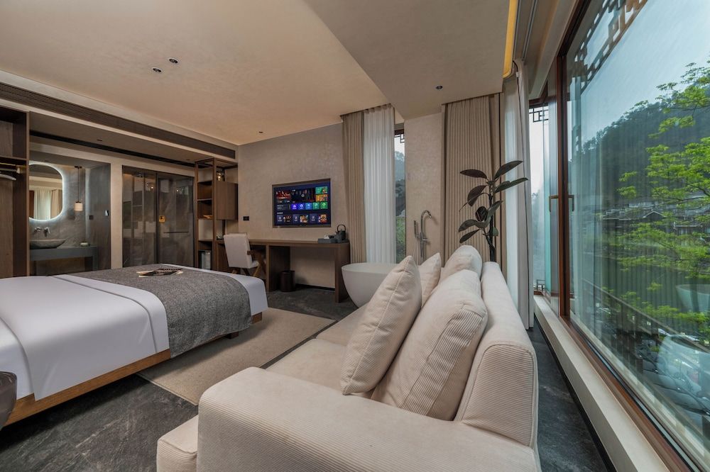 Fenghuang Yiquan River View B&B Double Room 5