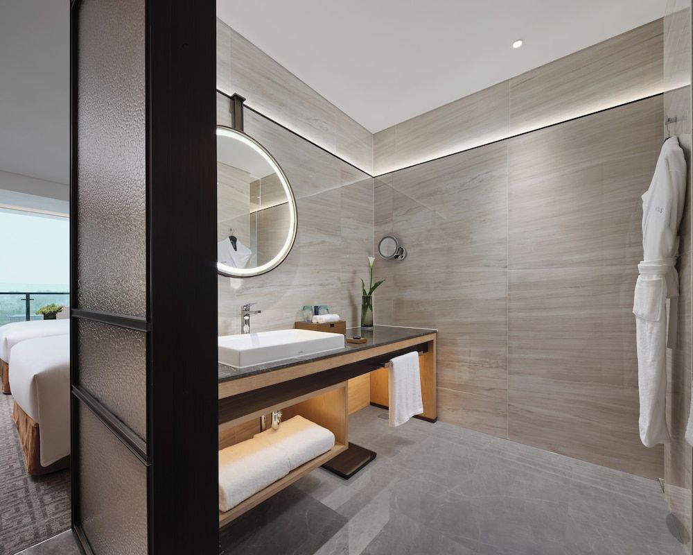 Primus Hotel Xuzhou Dalong Lake Superior Twin Room, Courtyard View 4