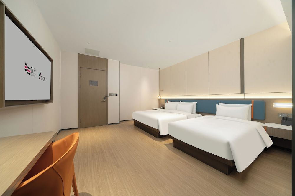Family Twin Room