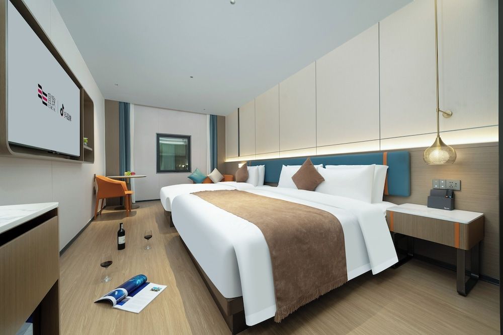 Basic Twin Room