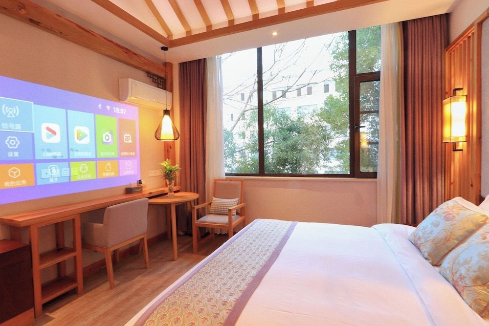 Mild Spring Boutique Hotel Basic Suite, Courtyard View