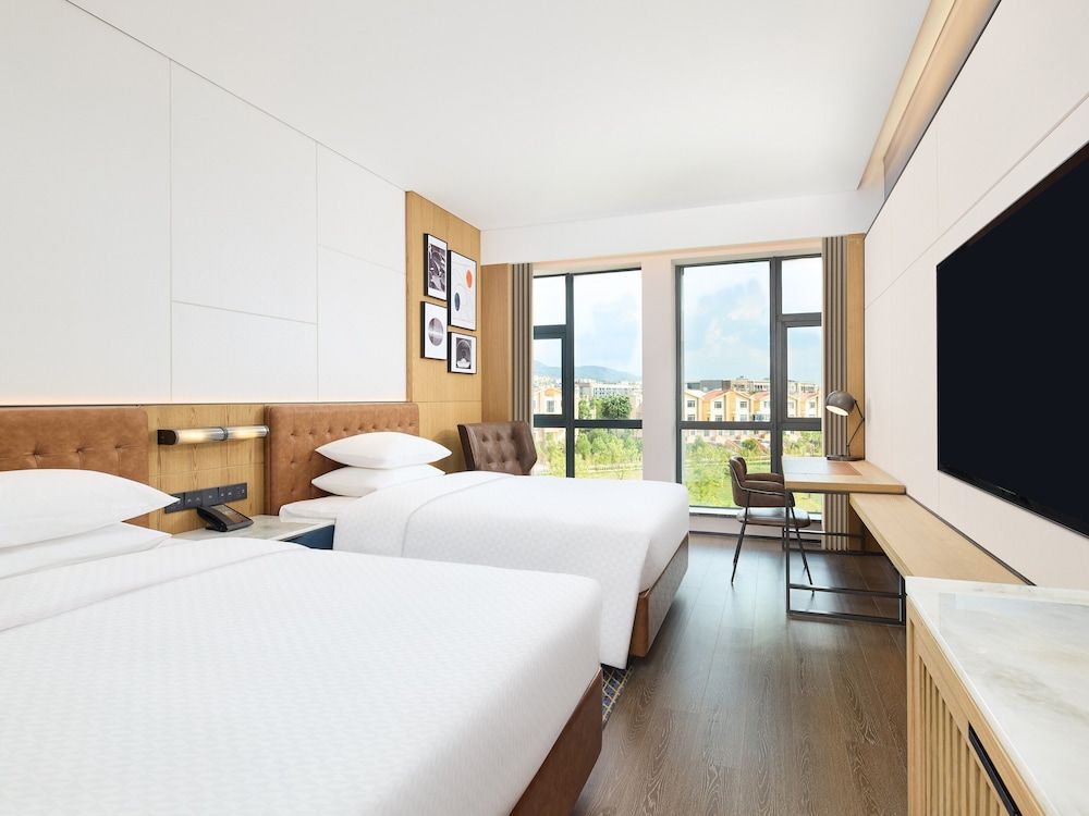 Four Points By Sheraton Kunming Changshui Airport Superior Room, 2 Double Beds, Garden View 2