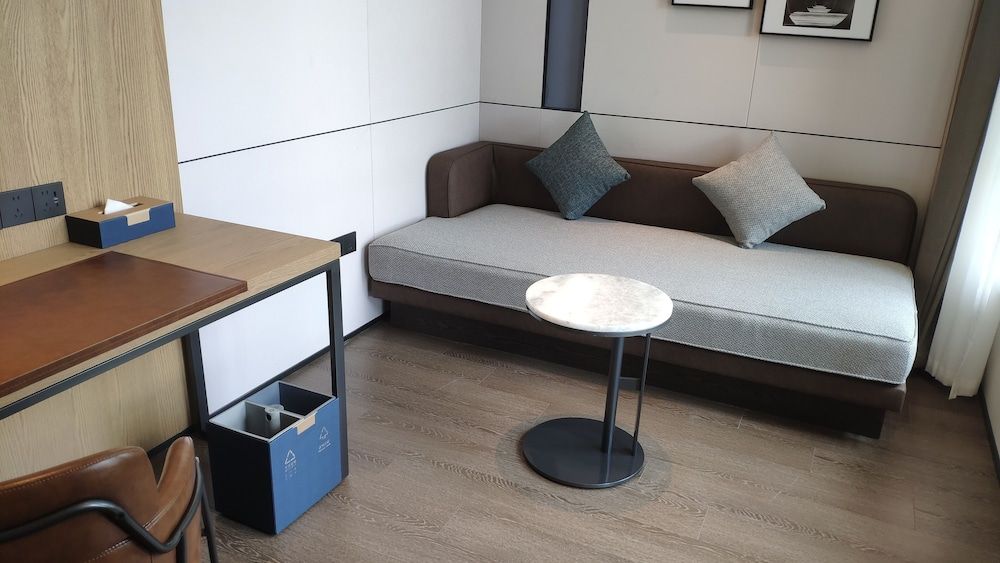 Four Points By Sheraton Kunming Changshui Airport Family Room, 1 Double Bed, Garden View 6