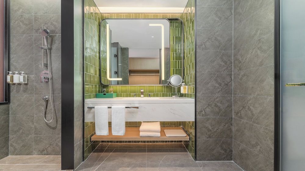 Holiday Inn Wenzhou Airport by IHG Premium Room 3