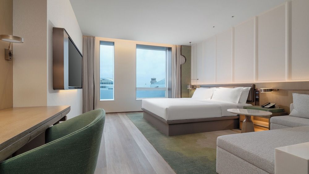 Holiday Inn Wenzhou Airport by IHG Premium Room 2