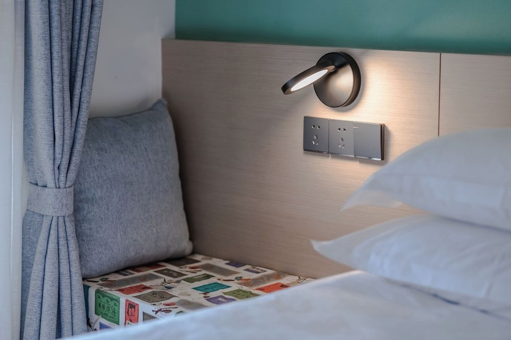 Blooming Lotus Hostel Superior Double Room 8