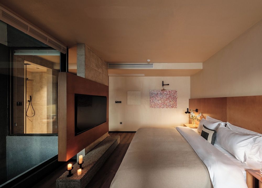 Signature Double Room, 1 King Bed, Sea View