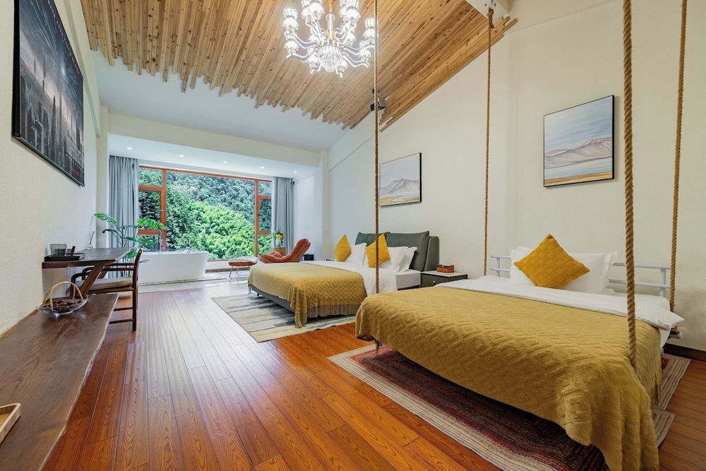 Luxury Twin Room, Mountain View