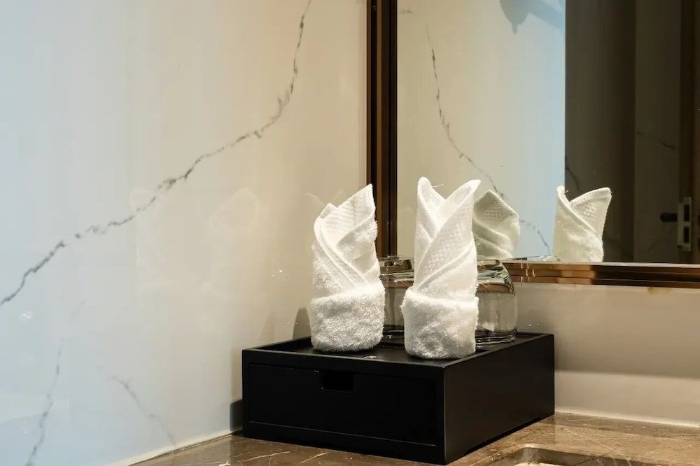 Changde Licheng Huating Hotel Superior King Room 5