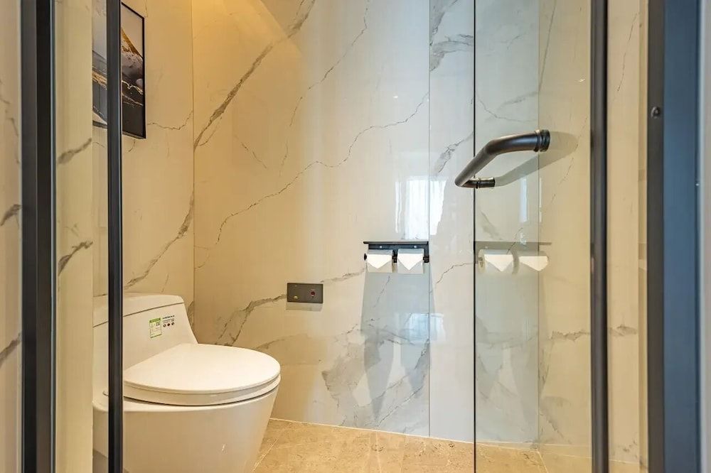 Changde Licheng Huating Hotel Superior King Room 3