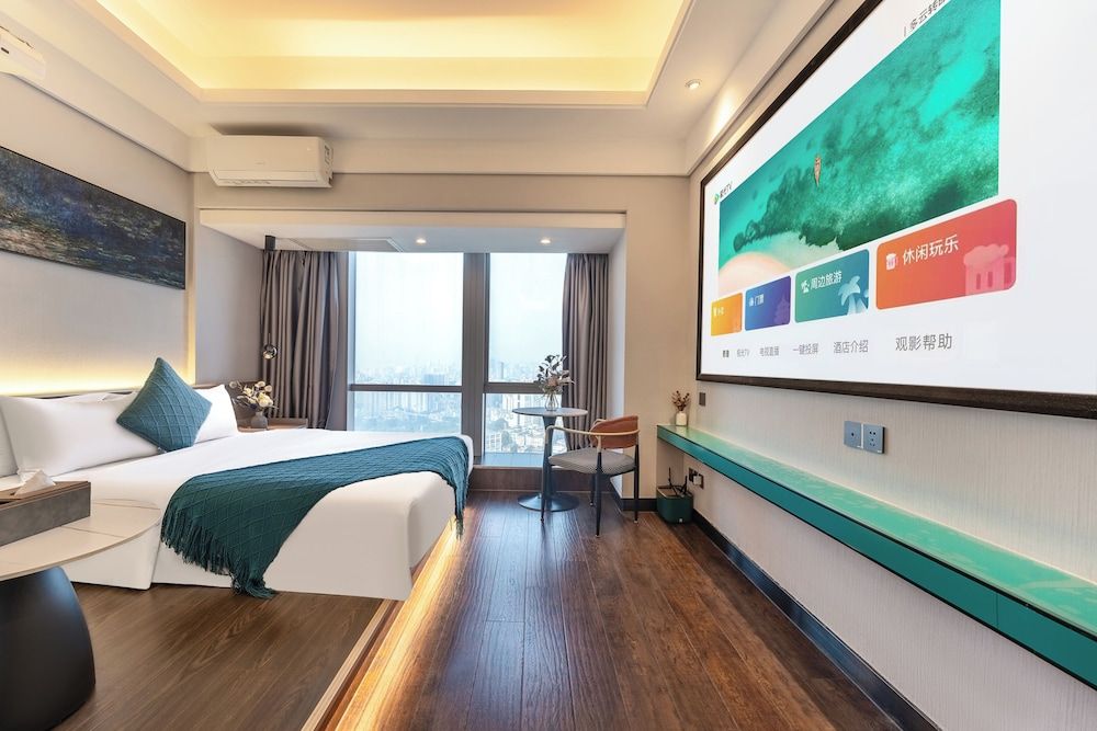 Design Double Room, City View