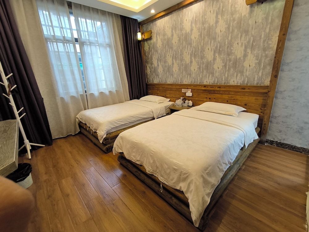 zhangjiejienanfangjinshikezhan Classic Twin Room, Courtyard View 3