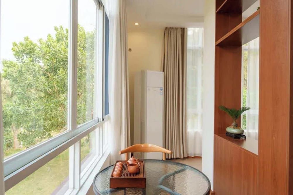 Senior Twin Room, Valley View