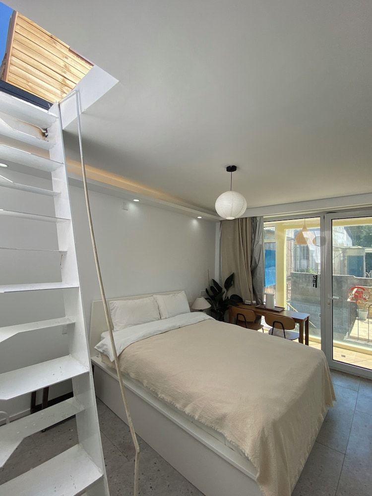 Chenyuan Inn Near the Forbidden City Classic Double Room 2