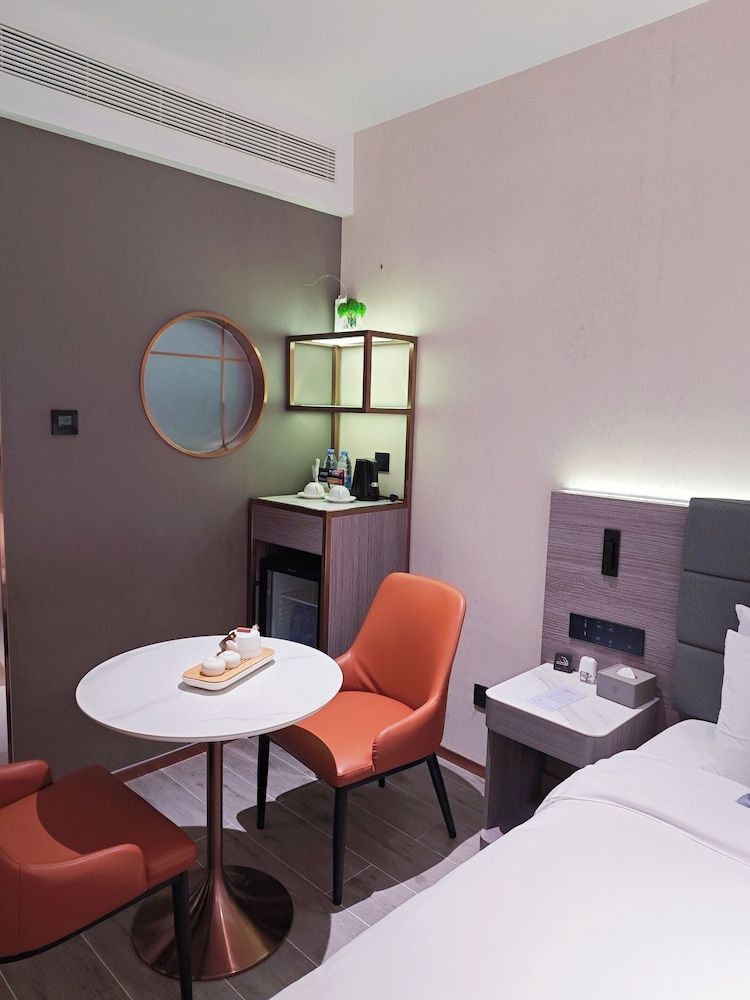 Classic Single Room