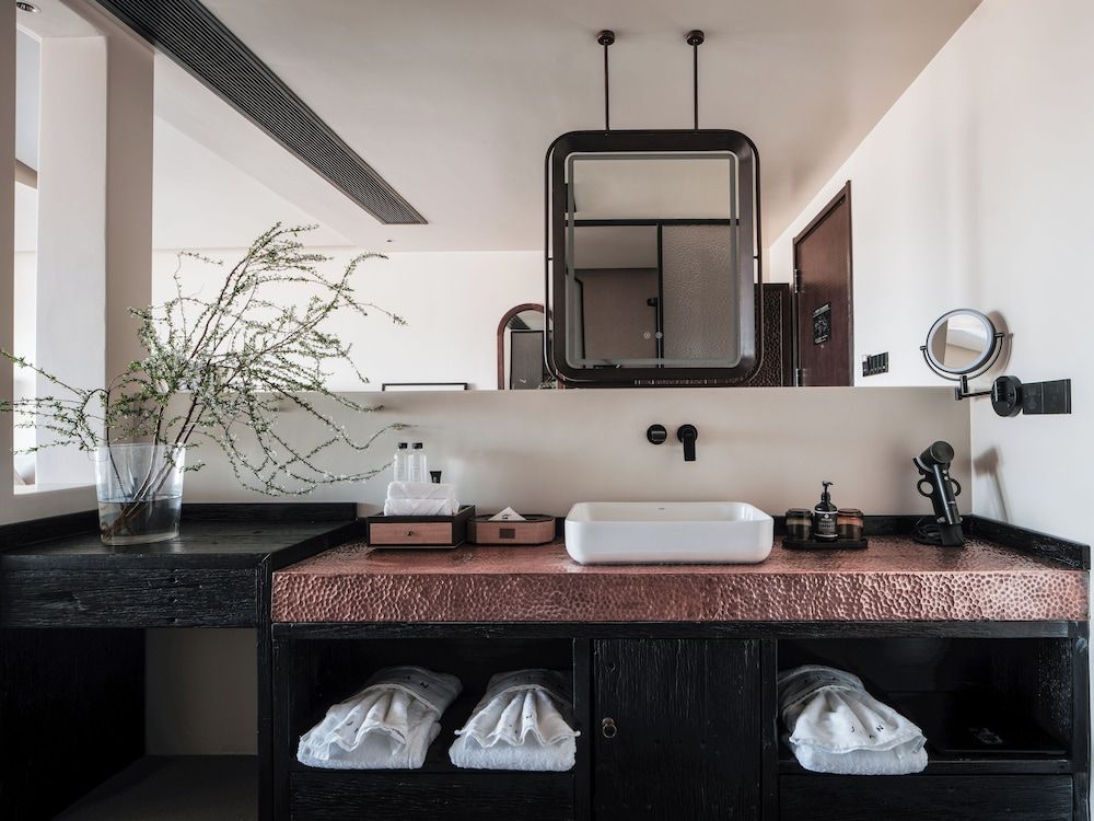 Xiangwang SOOOAN Luxury Resort Hotel Family Twin Room, Smoking, Mountain View 9