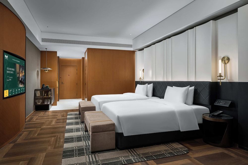 MaxX Harbour-view Qingdao Standard Twin Room, City View
