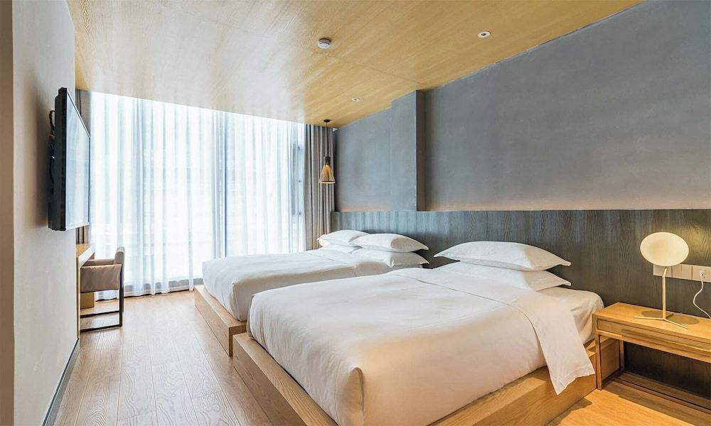 Basic Twin Room