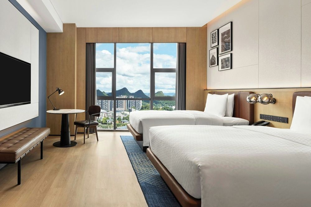 Four Points By Sheraton Guiyang Huaxi Park Premier Room, 2 Double Beds, City View 2