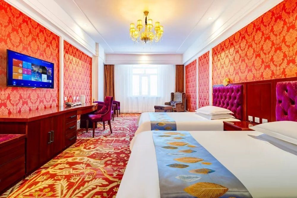 Tiancheng Peter Hotel Luxury Double or Twin Room, Mountain View 5