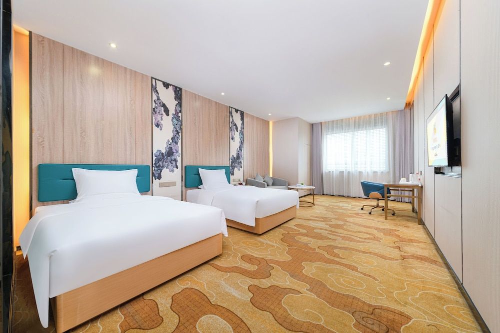 Trendy Romantic Hotel Guangzhou Baoneng