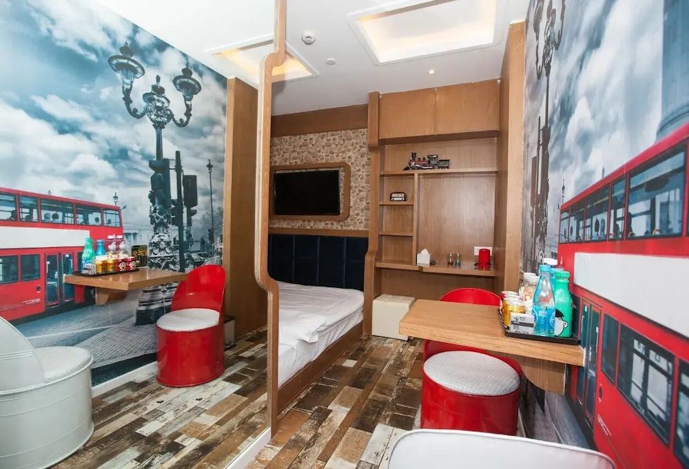 Love Home Theme Concept Hotel Classic Double Room 6