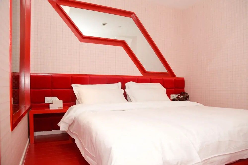 Love Home Theme Concept Hotel Basic Double Room 2