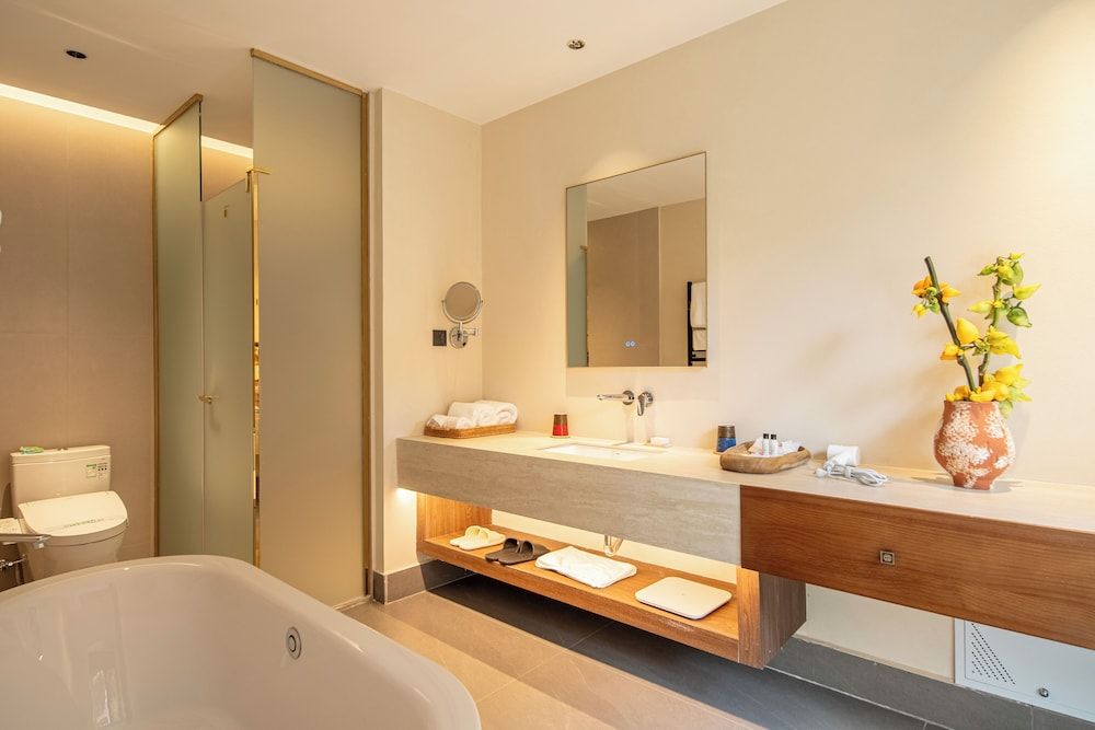 La Danse Sacree Hotel Senior Twin Room, Courtyard View 7