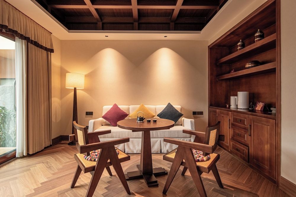 Luxury Double Room, Courtyard View