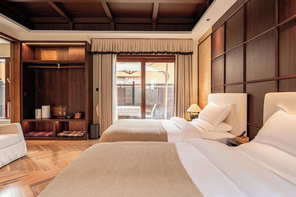 La Danse Sacree Hotel Senior Twin Room, Courtyard View 3