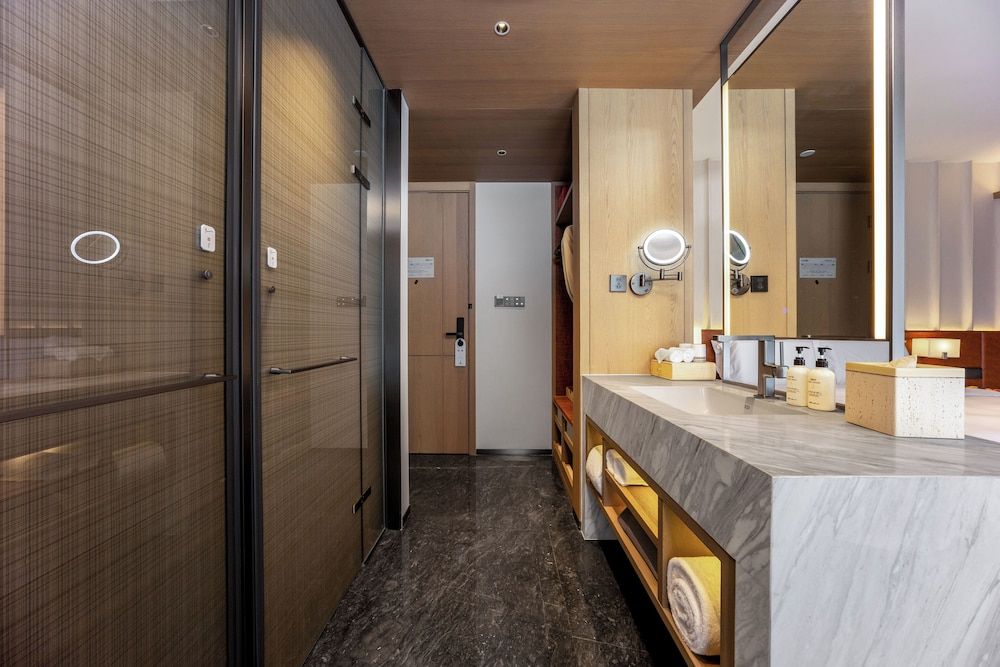 Healing Mind International Hotel Kunming Dianchi Grand View Park Fuhai Metro Station Branch Panoramic Double Room, Courtyard View 6