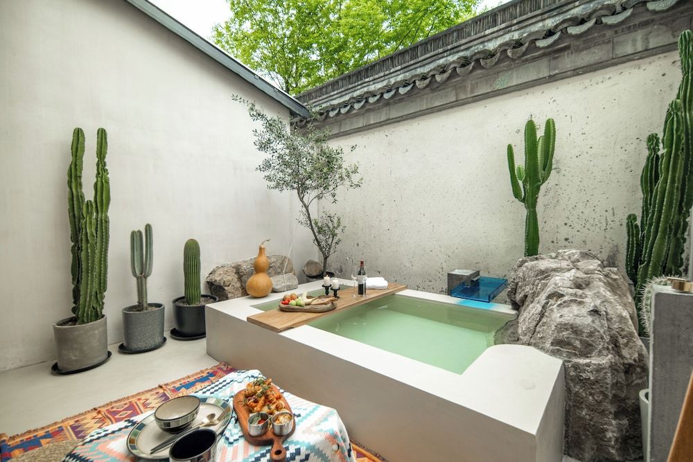 Jiangnanfu Bed and Breakfast Standard Double Room, Courtyard View 9