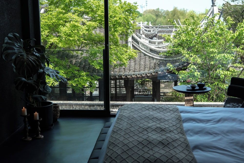 Jiangnanfu Bed and Breakfast Classic Double Room, Hill View 5