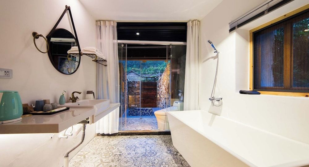 Lishui Manshanju Forest Retreat Family Suite, Mountain View 6