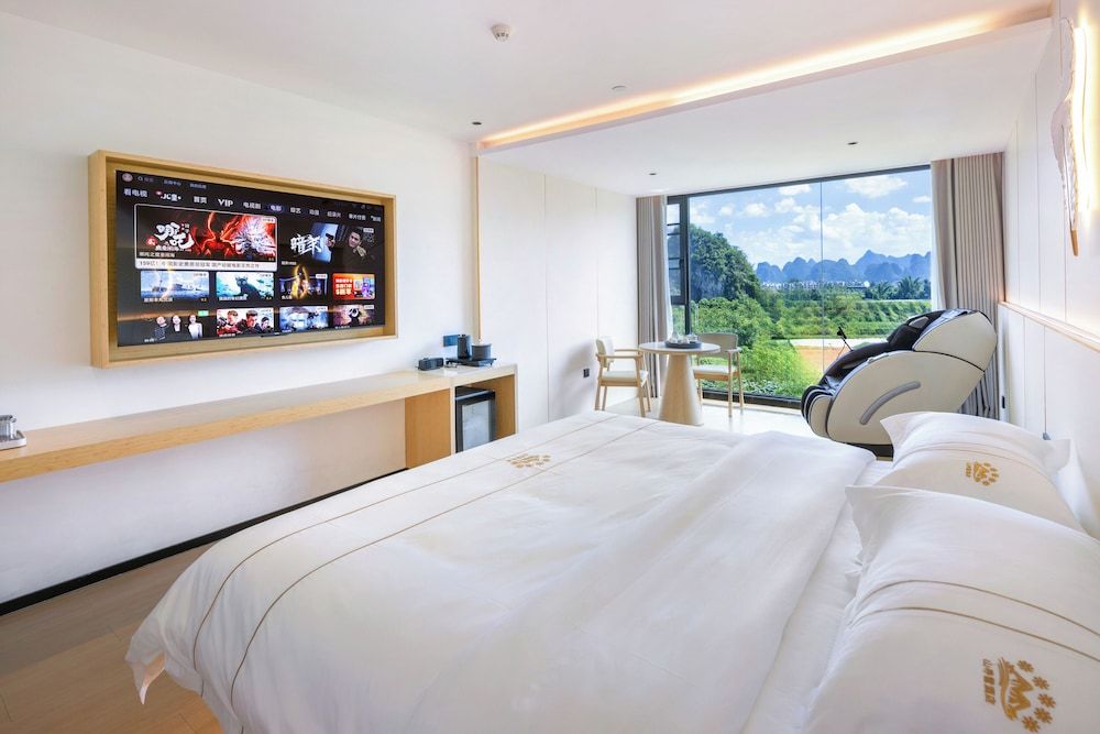 Senior Double Room, Mountain View