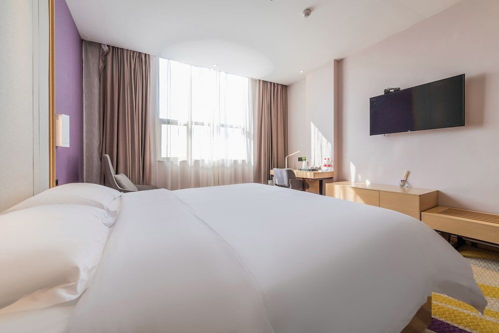Lavande Hotel Shenzhen Bao'an The East Luxury Double Room, City View 2