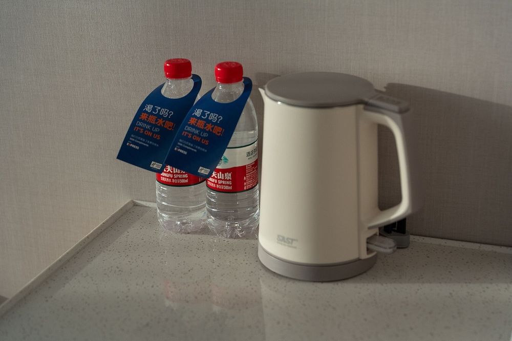 Holiday Inn Express Langfang Sanhe by IHG 1 King Standard Stocked Minibar Included 5