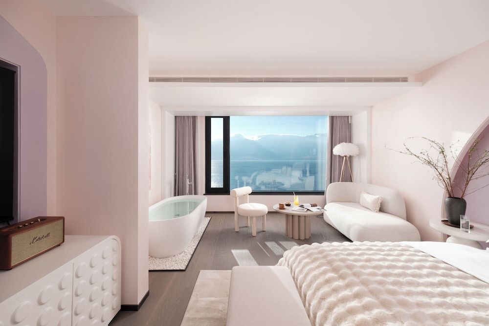 Dali Puyu VILLA Cliff Seaview Hotel Romantic Room 5