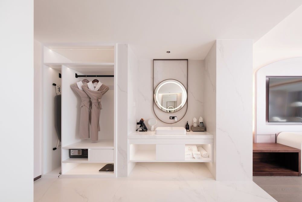 Dali Puyu VILLA Cliff Seaview Hotel Romantic Room 4